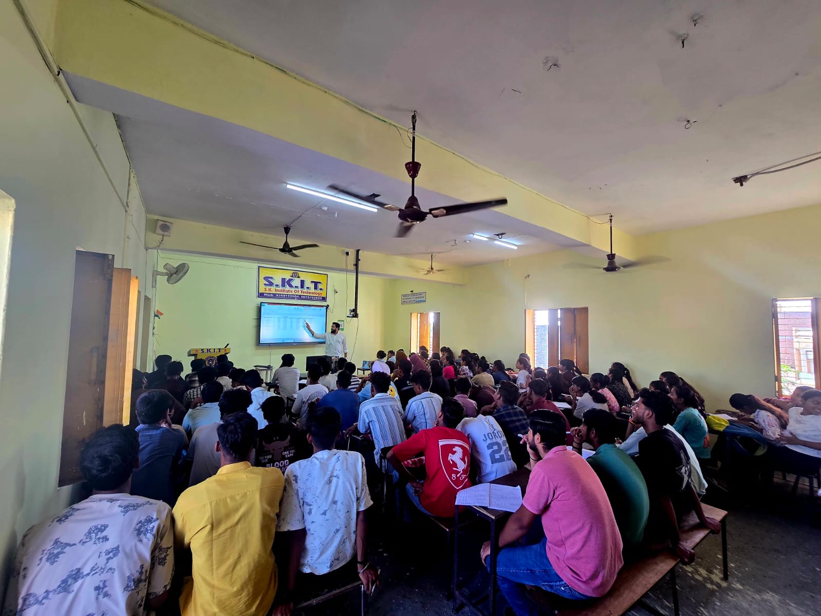 Digital Board Syllabus Presentation